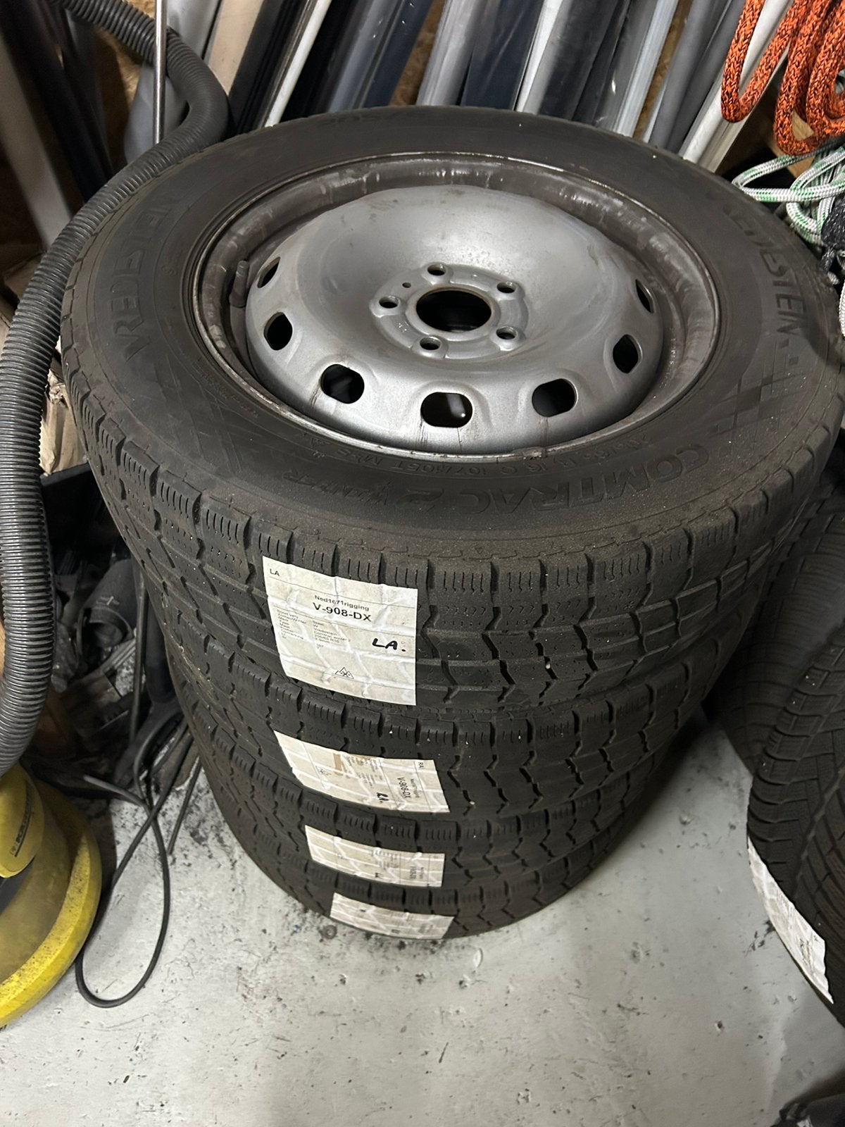 Winterset incl. stalen velgen Renault Trafic 205/65 R16, Ophalen, 16 inch, Banden en Velgen, Bestelwagen