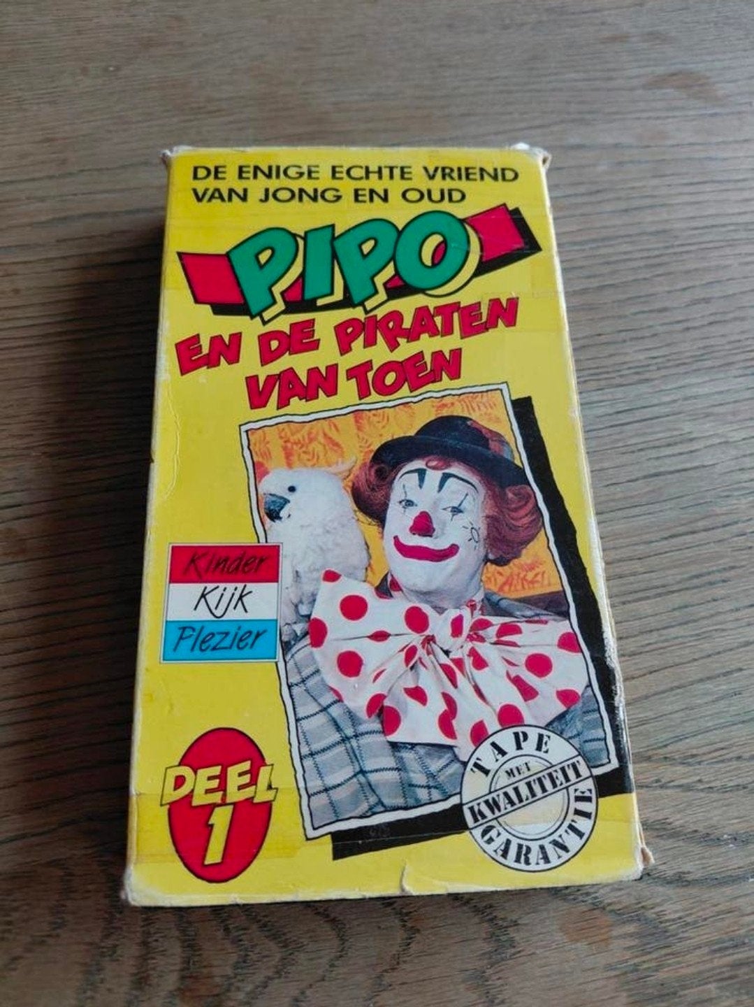 Pipo de Clown en de Piraten van Toen VHS. 1975., Gebruikt, Serie, Alle leeftijden, Ophalen of Verzenden