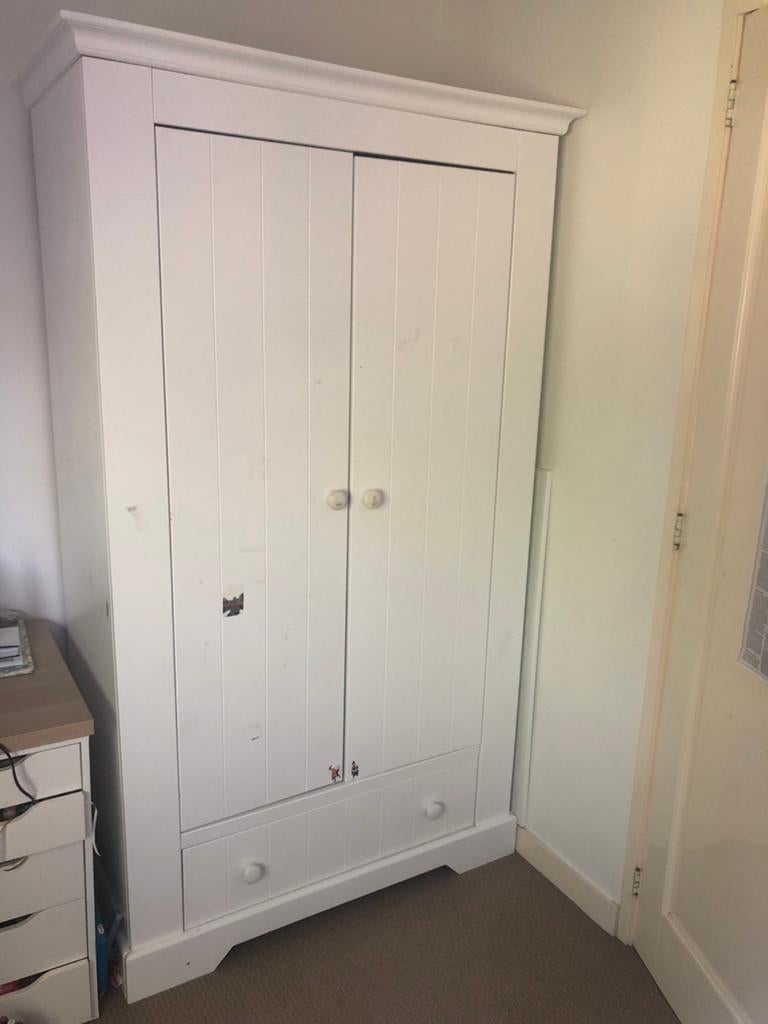 Witte kledingkast met lade - Gebruikt, Huis en Inrichting, Kasten | Kledingkasten, Ophalen, Gebruikt, 100 tot 150 cm, Met lade(s)