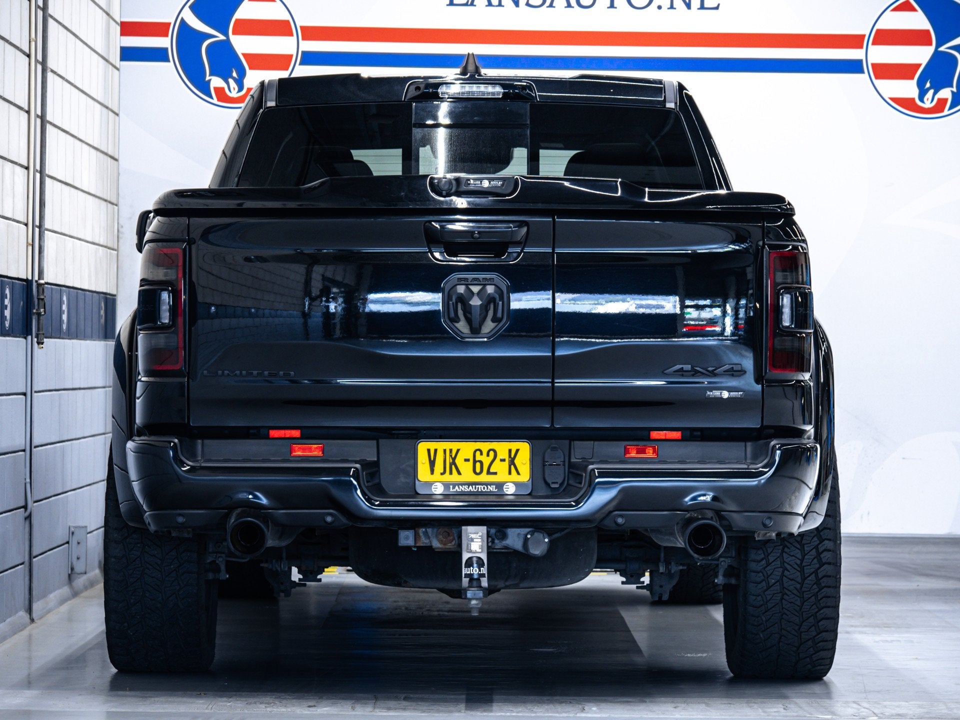 Dodge Ram 1500 5.7 V8 4x4 Crew Cab Limited Night | Widebody|, Auto's, Automaat, Gebruikt, 5654 cc, Adaptive Cruise Control