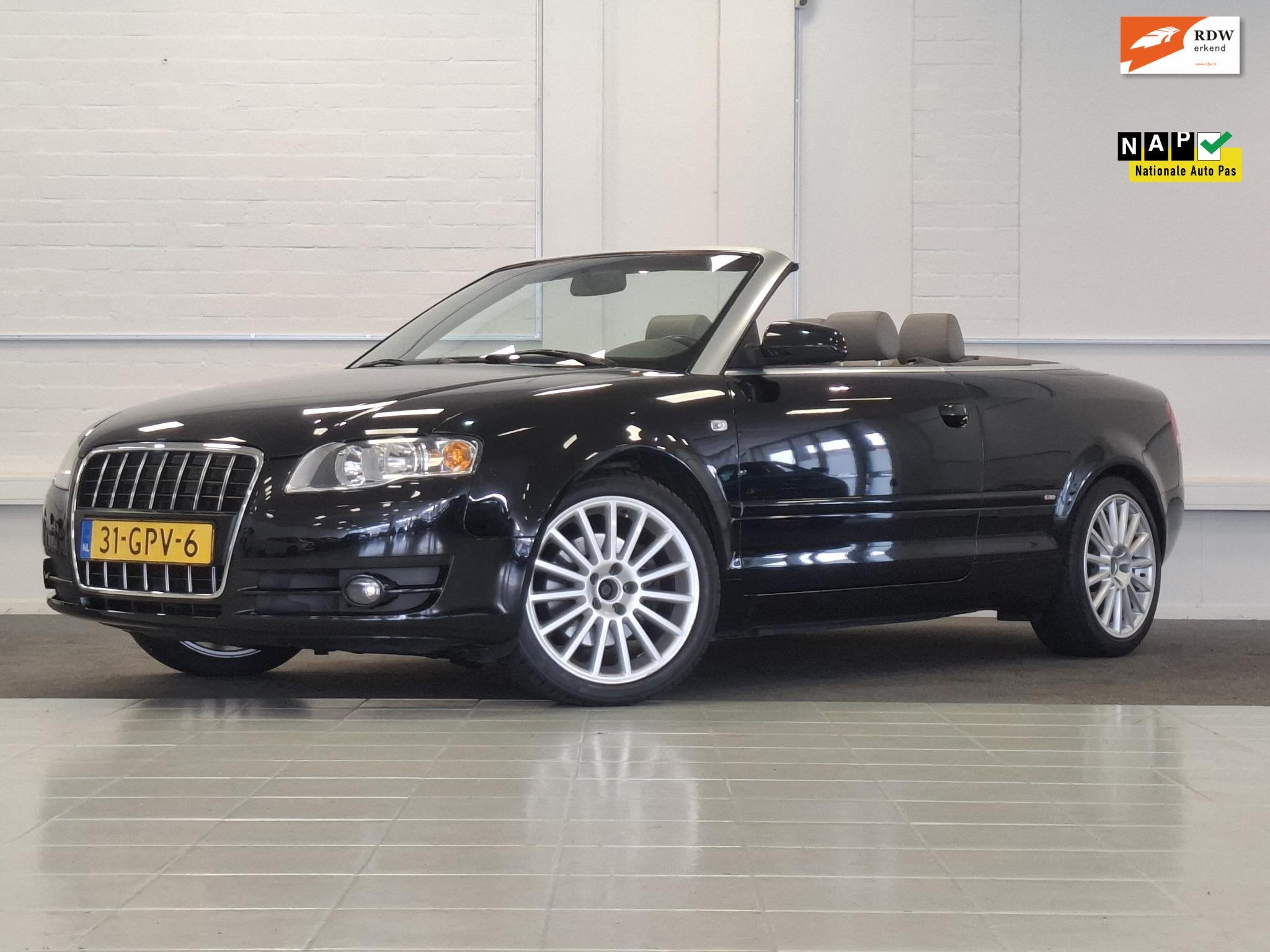 Audi A4 Cabriolet 1.8 Turbo Pro Line Automaat Leer, Auto's, Stof, Gebruikt, Zwart, 4 cilinders
