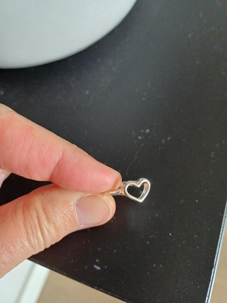 Zilveren ring met hartje, Sieraden, Tassen en Uiterlijk, Ringen, Ophalen of Verzenden, Kleiner dan 17, Dame, Zilver