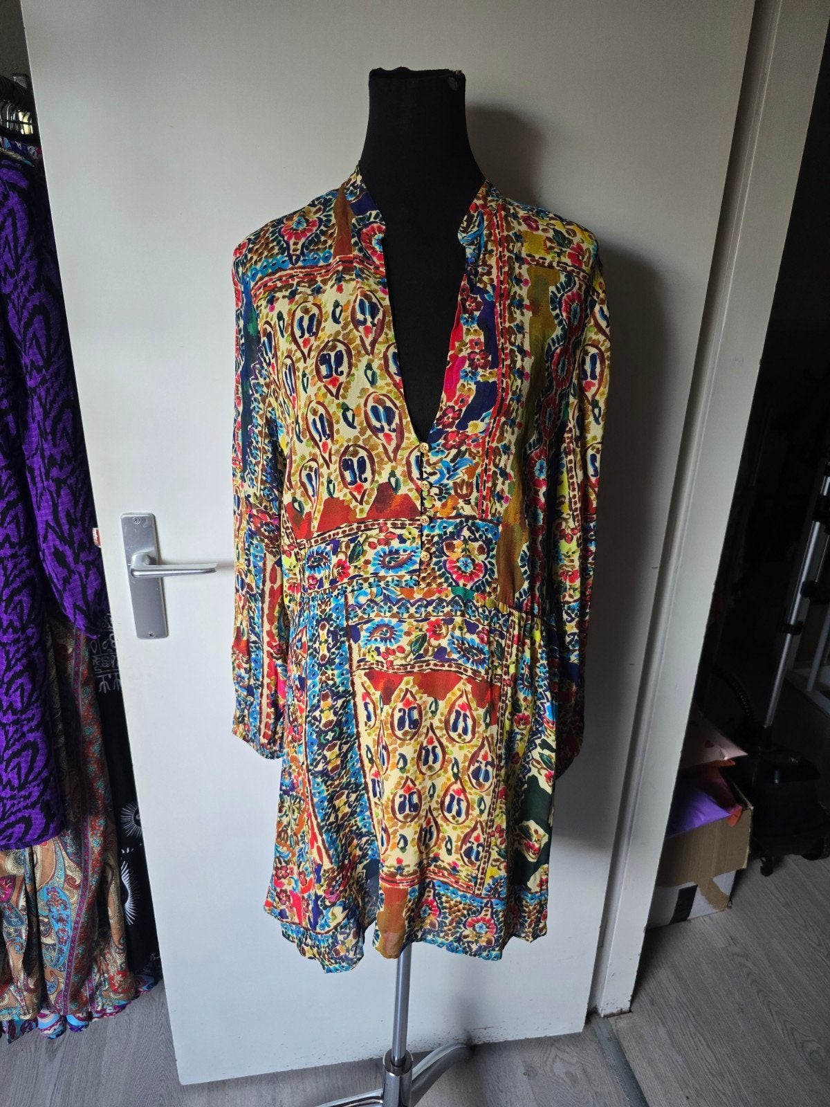 dames jurk nieuw van zara, Ophalen of Verzenden, Nieuw, Maat 46/48 (XL) of groter, Onder de knie