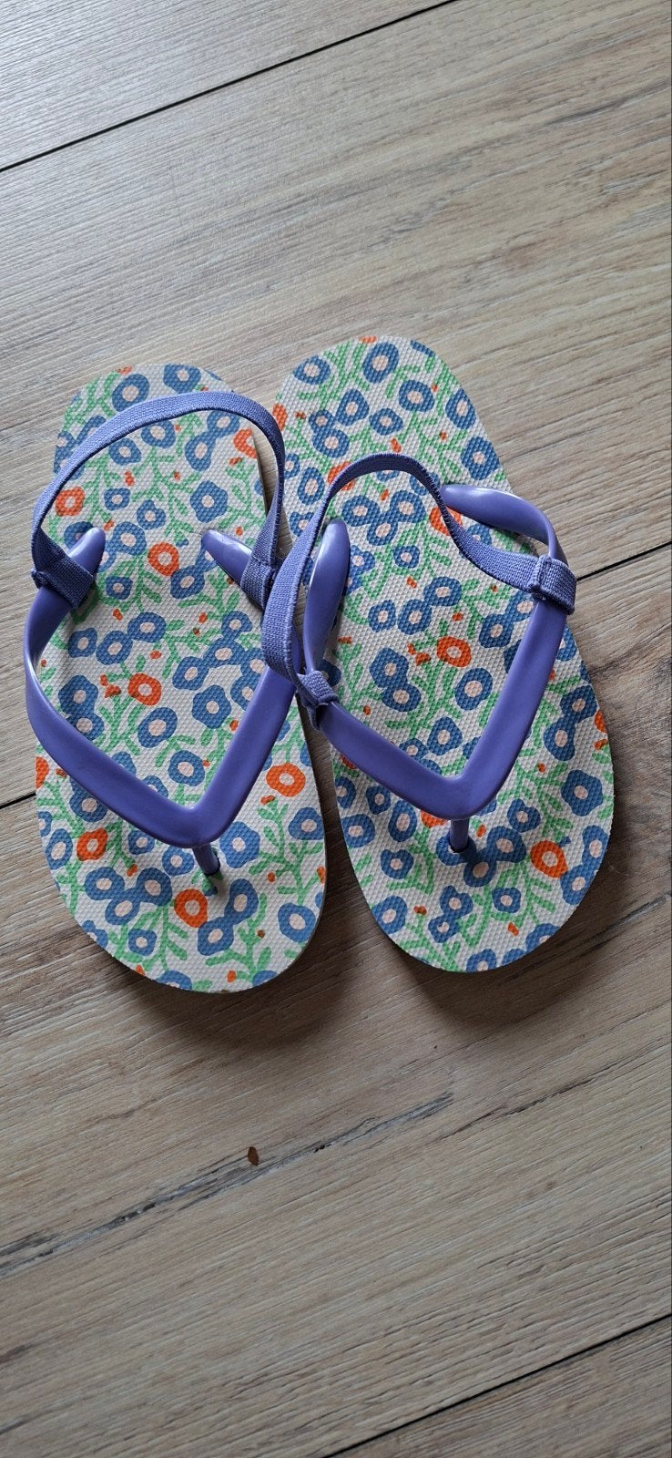 Teenslippers van de Hema, Meisje, Overige typen, Ophalen of Verzenden, Zo goed als nieuw