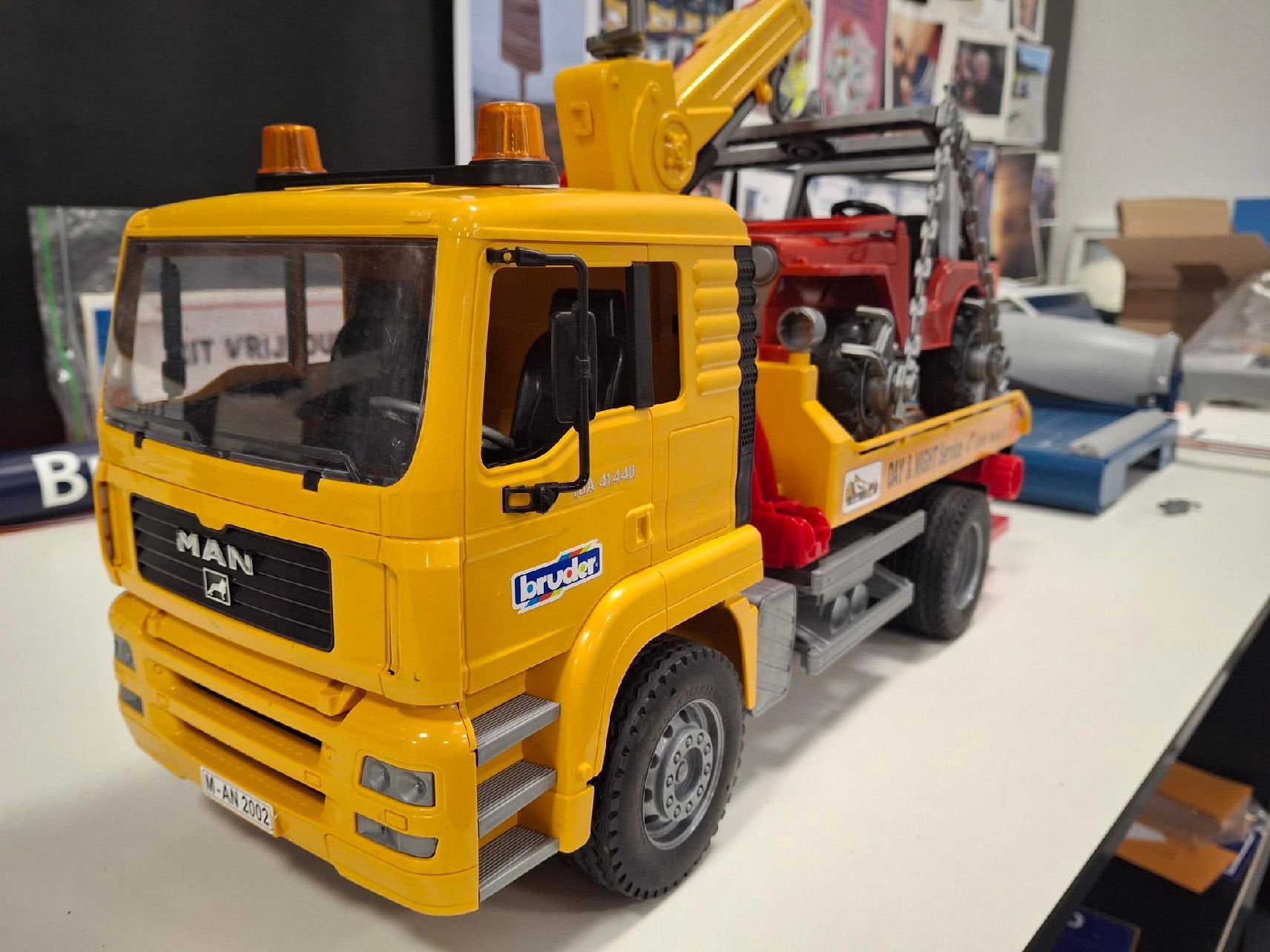 Bruder MAN TGA sleepauto met Jeep, Ophalen of Verzenden, Zo goed als nieuw