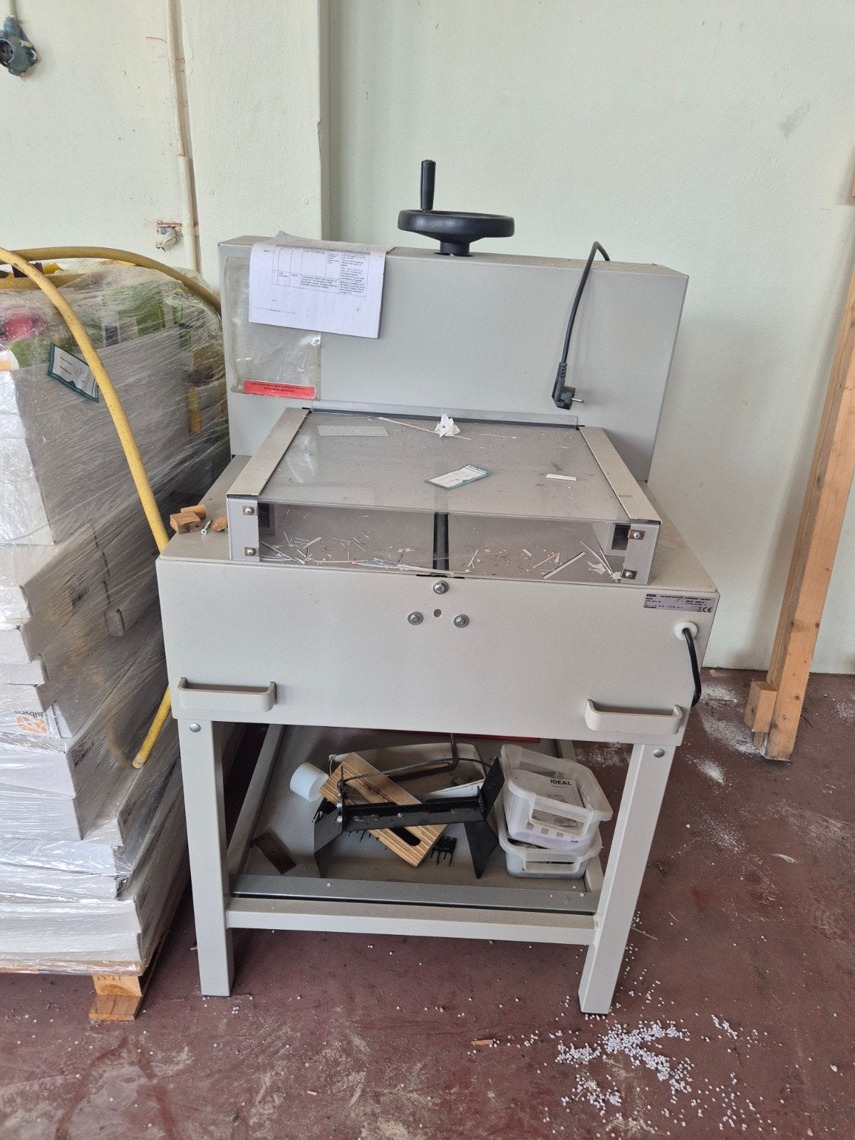 Boekbinder IDEAL 4810-95 EP met toebehoren, Ophalen