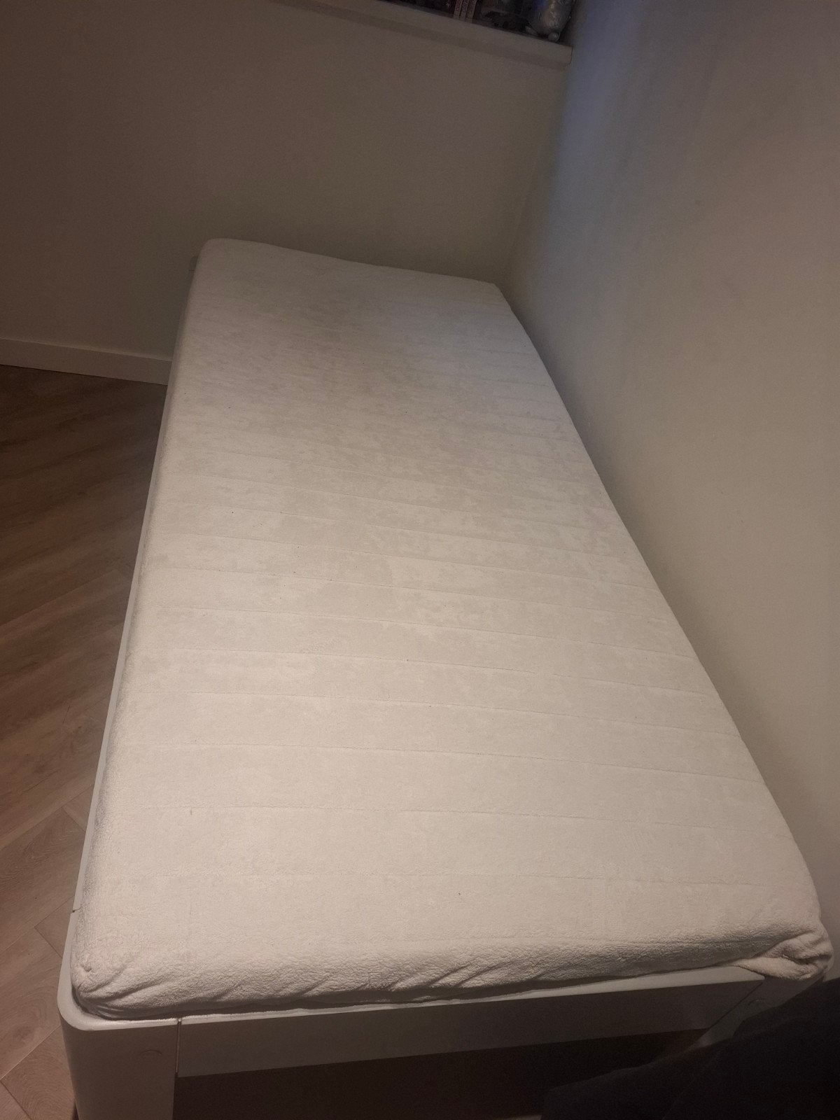 Auping Auronde 90x200 met matras, gewassen en afritsbaar, Ophalen, 90 cm, Eenpersoons, Wit