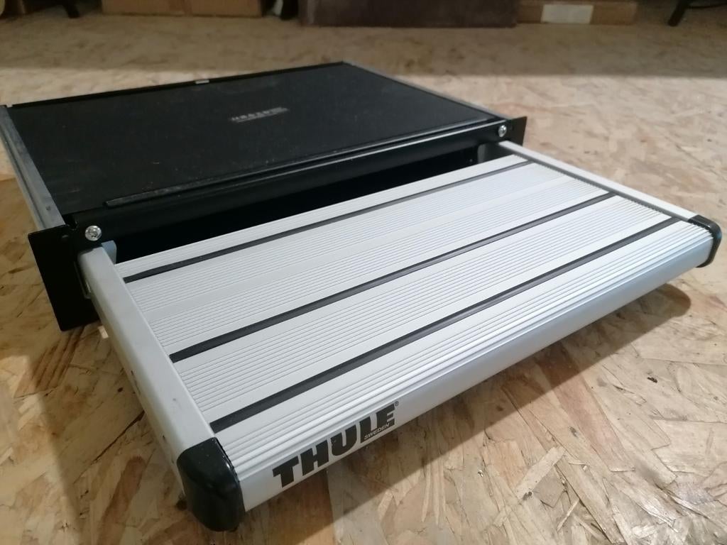 Thule Omni-Step Slide Out Manual opstaptrede, Ophalen of Verzenden, Nieuw