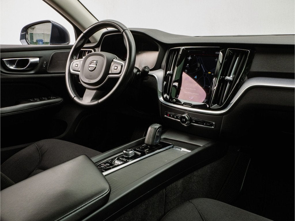 Volvo V60 2.0 B3 Business Pro Trekhaak/ Panoramadak/ Harman, Stof, 4 cilinders, Origineel Nederlands, Hybride Elektrisch/Benzine