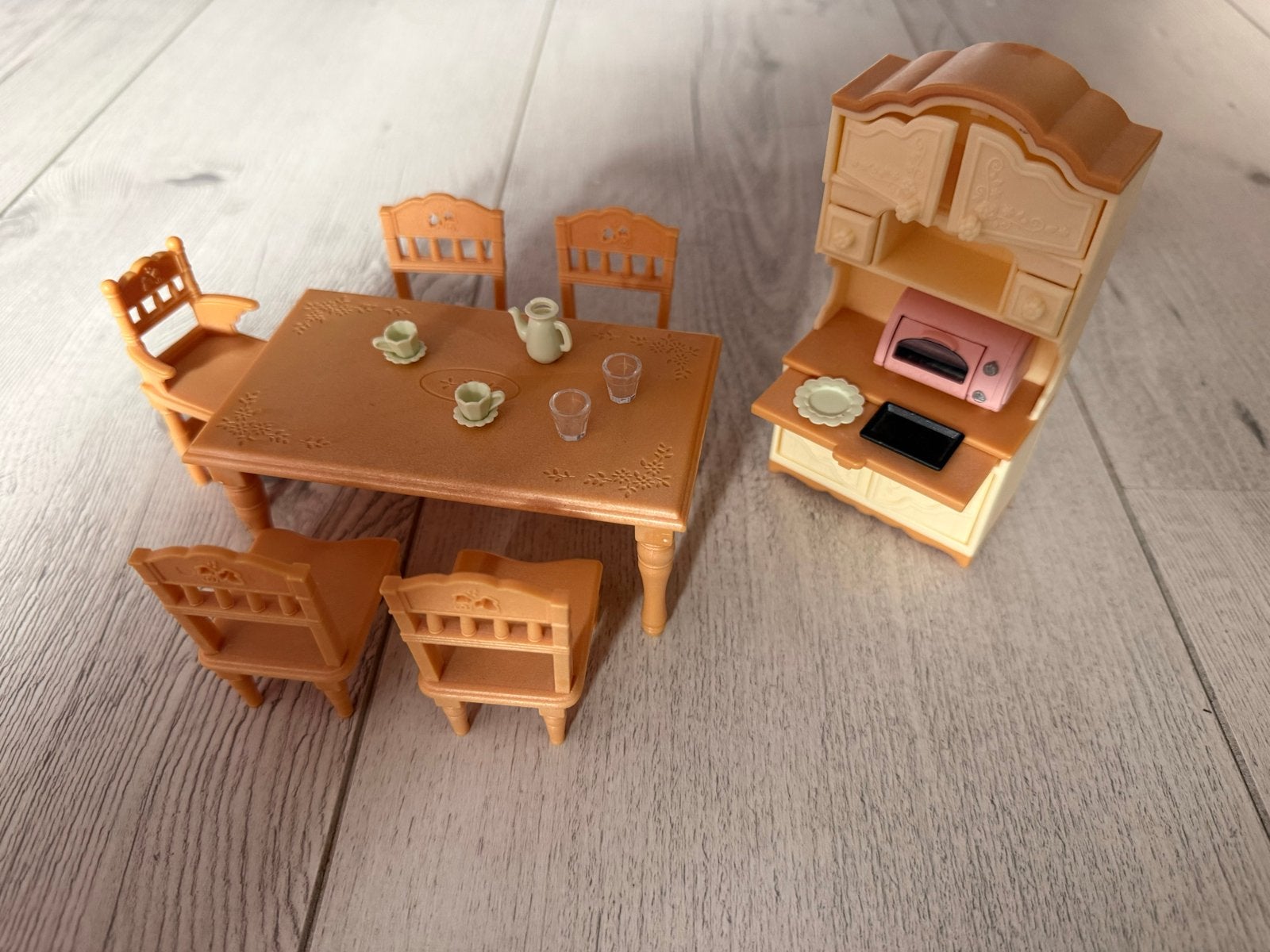 Sylvanian Families Eetkamer en Keukenmeubels, Ophalen of Verzenden, Gebruikt, Jongen of Meisje