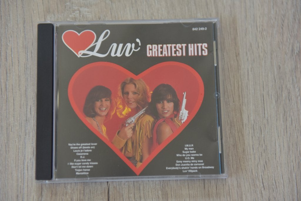 LUV -- GREATEST HITS   19 geweldige nummers, Verzenden, 1980 - 1989, Zo goed als nieuw, Boxset