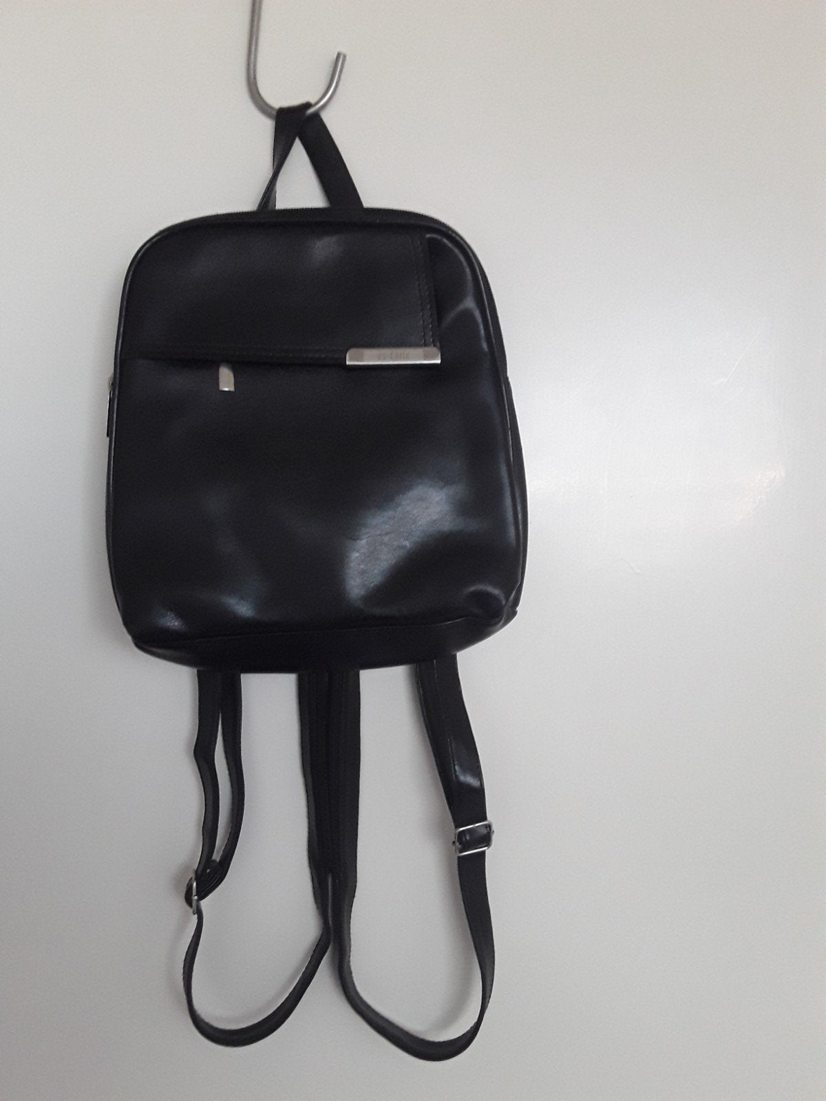 Stijlvolle Zwarte Rugzak - Compact en Praktisch (Es Carte), Ophalen, Nieuw, Overige merken, Minder dan 30 cm