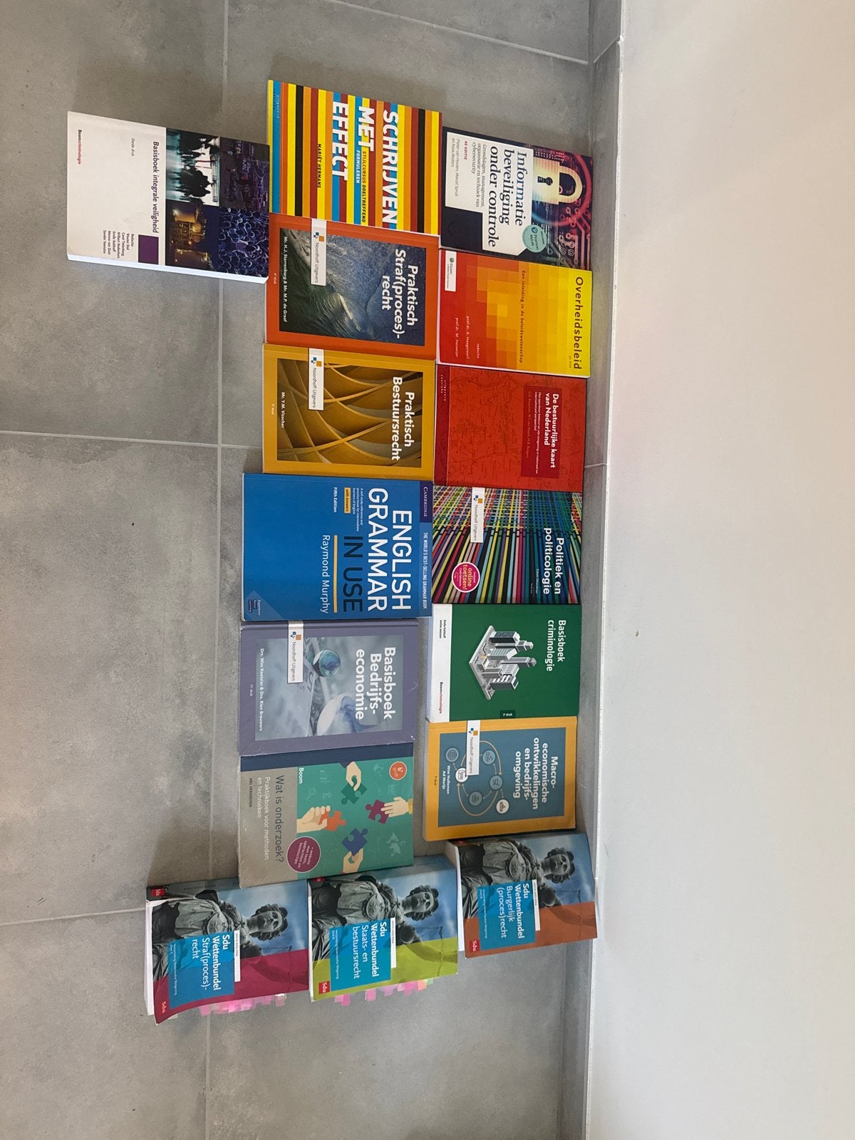 Schoolboeken Integrale Veiligheidskunde - Nieuwstaat, Ophalen of Verzenden, Zo goed als nieuw, Overige niveaus, Overige vakken