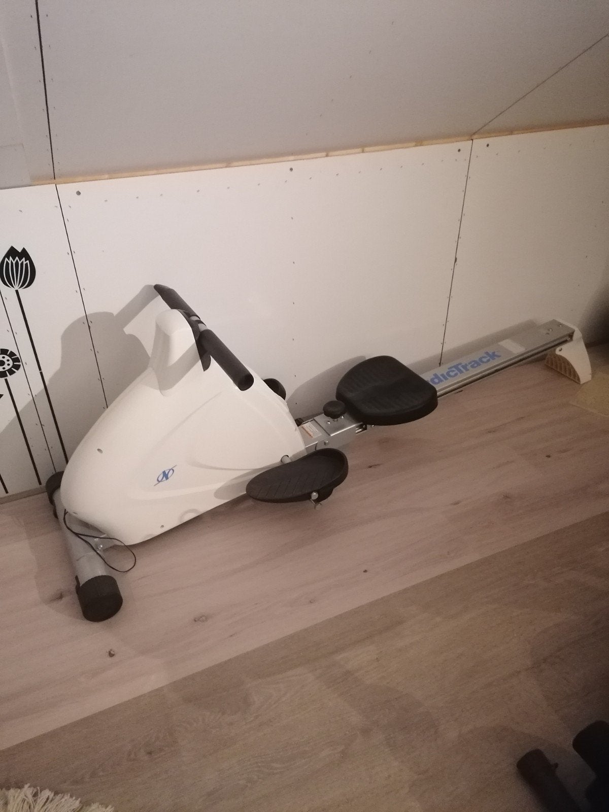 Nordictrack roeiapparaat, Ophalen