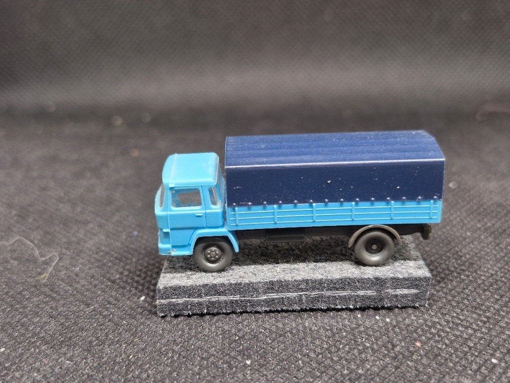 Wiking N42 - Magirus Deutz 100 D 7 huifbakwagen (14942), Hobby en Vrije tijd, Overige merken, Gebruikt, Gelijkstroom, Overige typen