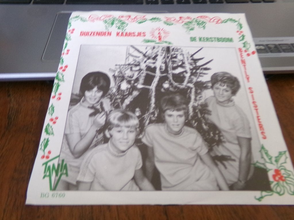 Topper - Bentley Sisters – Duizenden Kaarsjes / De Kerstboom, Ophalen of Verzenden, Gebruikt, Nederlandstalig