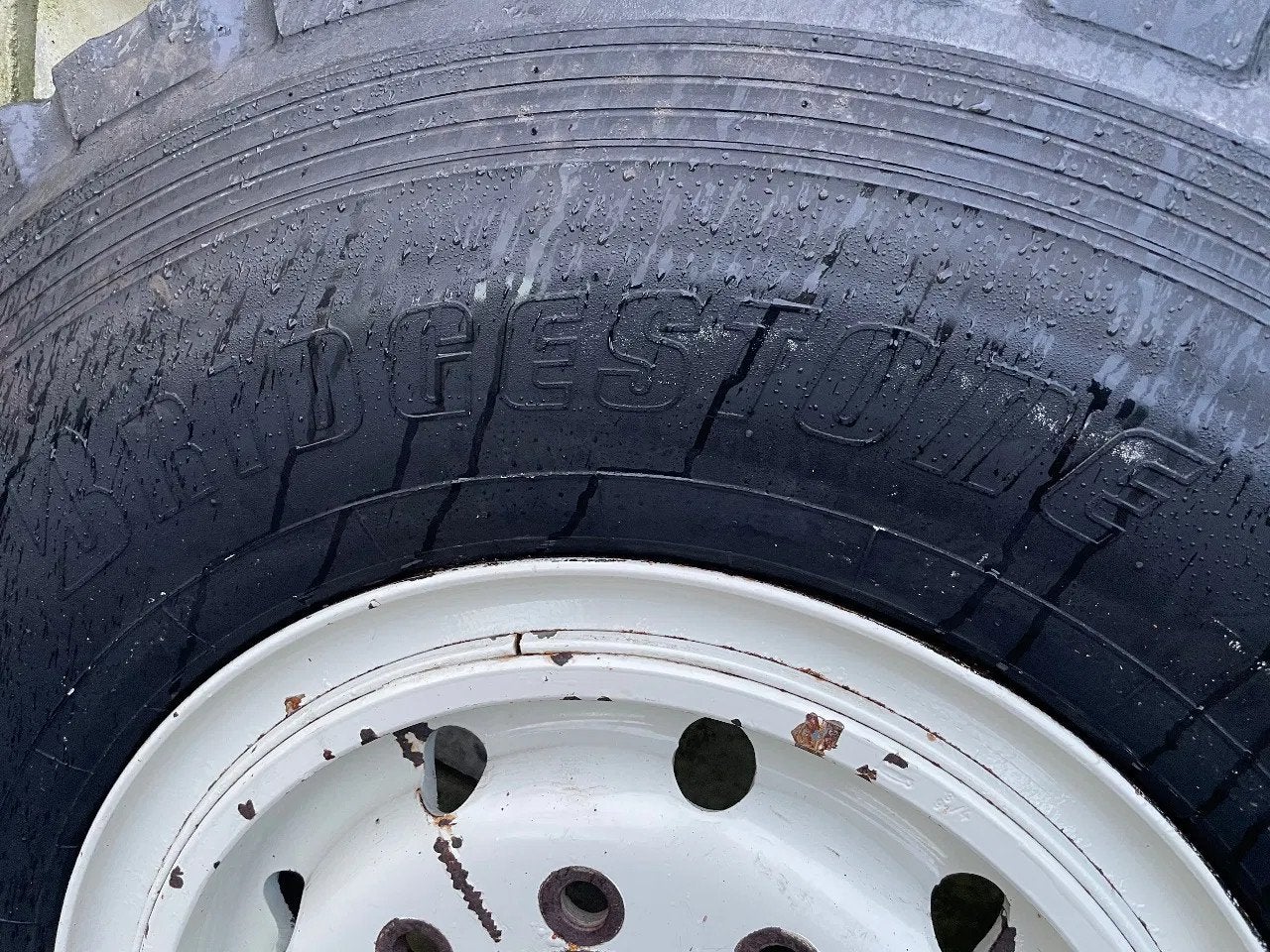 Bridgestone 385/95R25 14.00R25 170E, Auto-onderdelen, Vrachtwagen-onderdelen, Gebruikt, Overige merken, Overige Auto-onderdelen