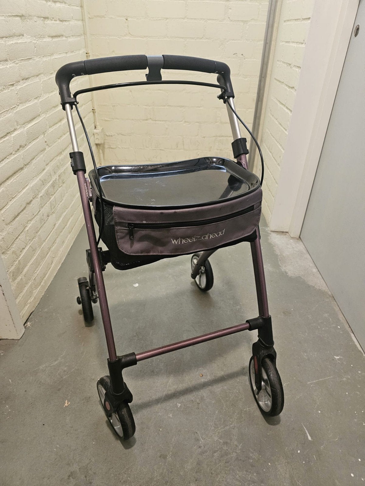 WheelzAhead indoor 1.0 rollator, Ophalen