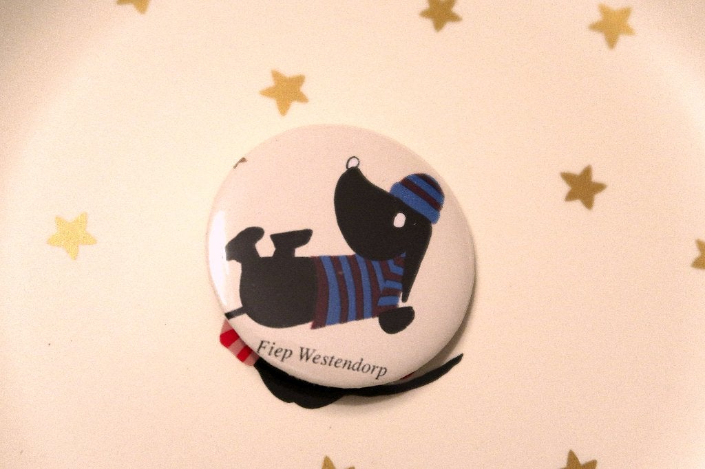 Fiep Westendorp Takkie 44MM Button Pin Badge Broche, Verzenden, Nieuw, Figuurtje, Button