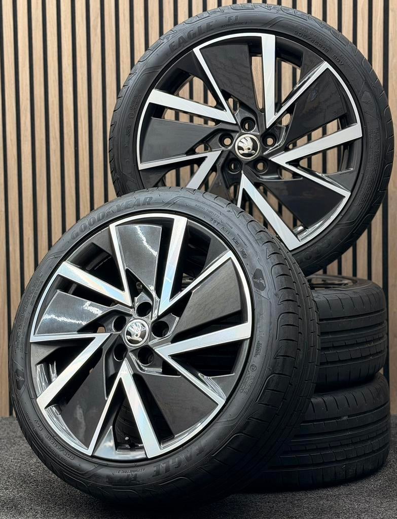 Originele 18 inch Skoda Scala Vega Aero 5x100 ET39 Goodyear, Auto-onderdelen, Banden en Velgen, Ophalen, 18 inch, ., Banden en Velgen