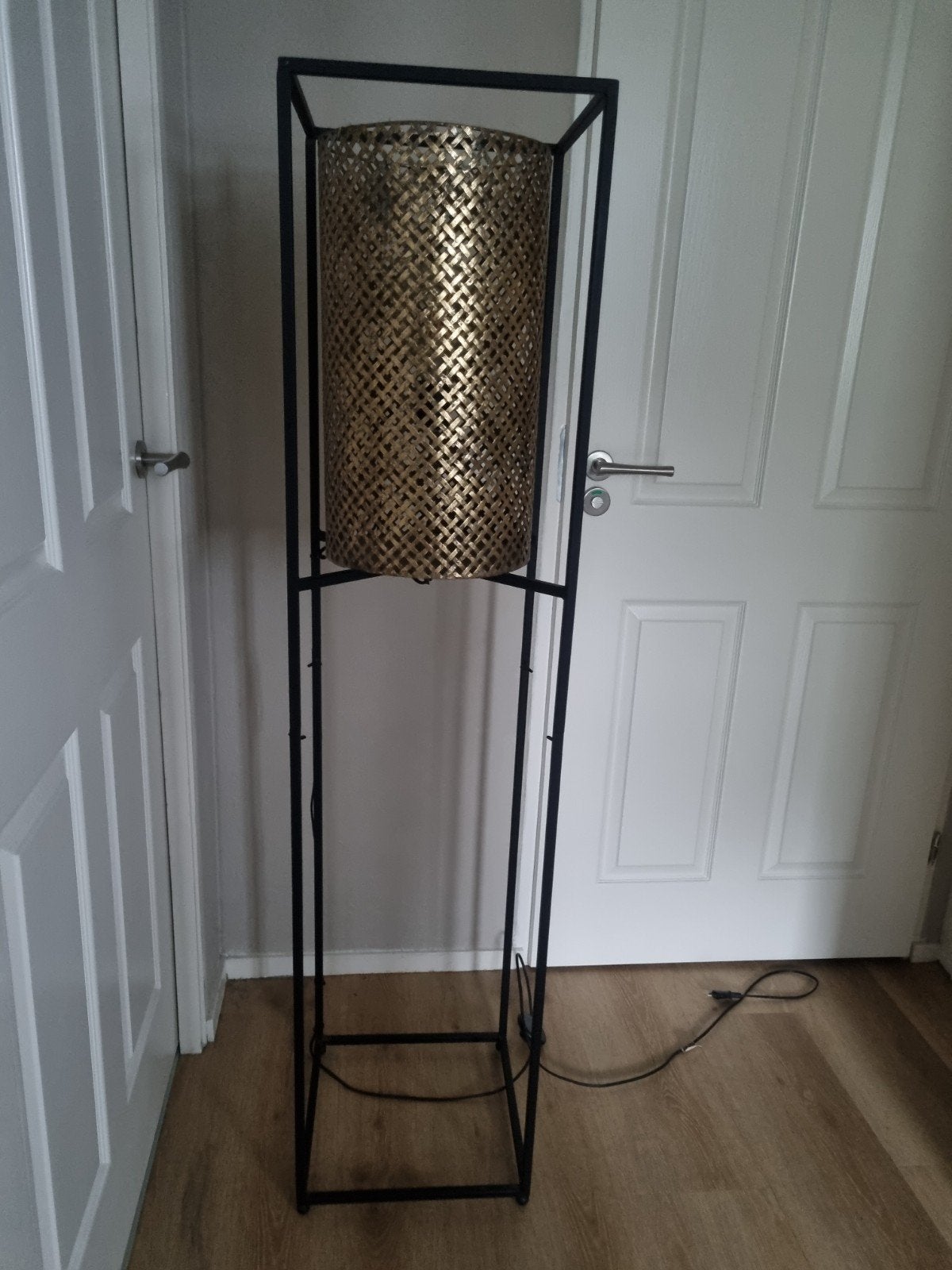 Vloerlamp petrolio zwart met goud, Huis en Inrichting, Woonaccessoires | Zuilen en Pilaren, Ophalen, Zo goed als nieuw