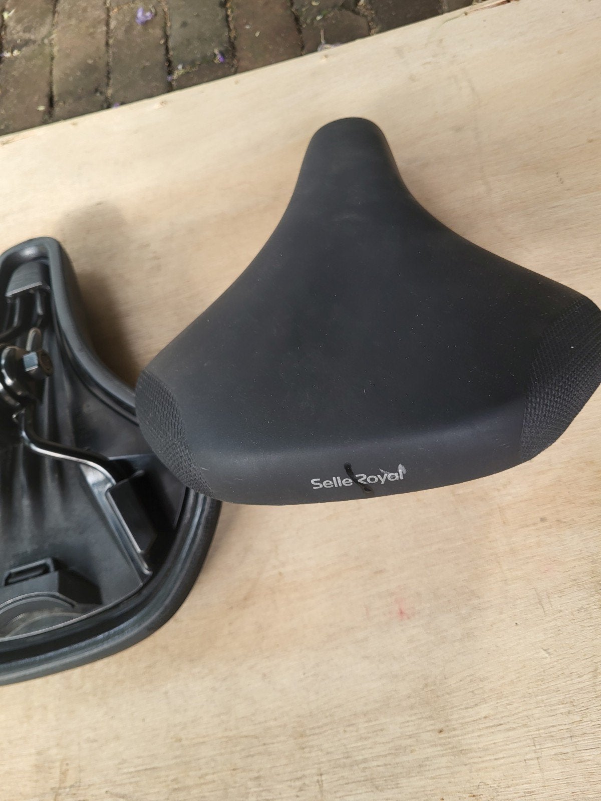 2 nieuwe Selle Royal  fiets zadels te koop., Ophalen of Verzenden, Nieuw