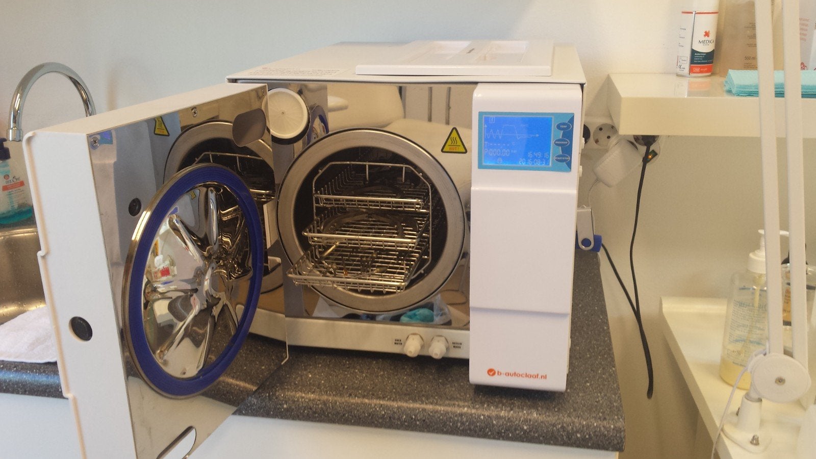 B-autoclaaf sterilisator met toebehoren, Ophalen