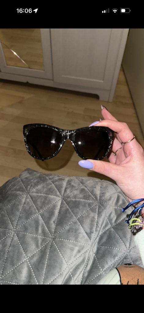 Gucci zonnenbril, Overige merken, Zonnebril, Zwart, Ophalen of Verzenden