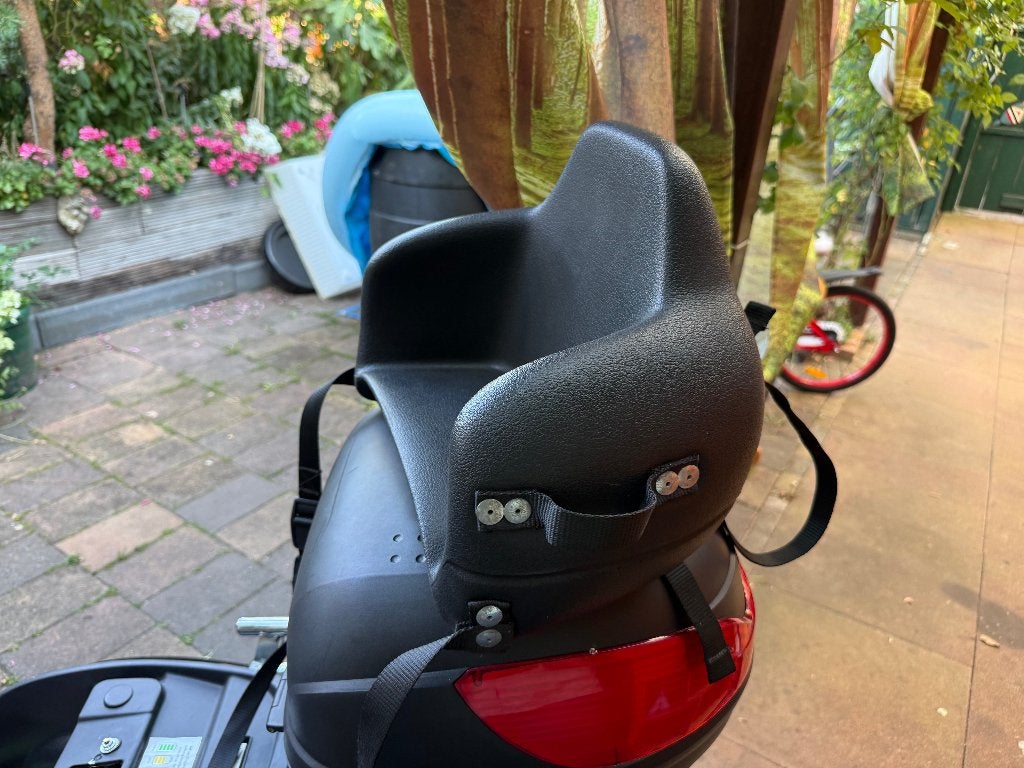 Veilig motorzitje voor kinderen - Achterzitje, Ophalen, Zo goed als nieuw, 15 t/m 36 kg, Achterzitje