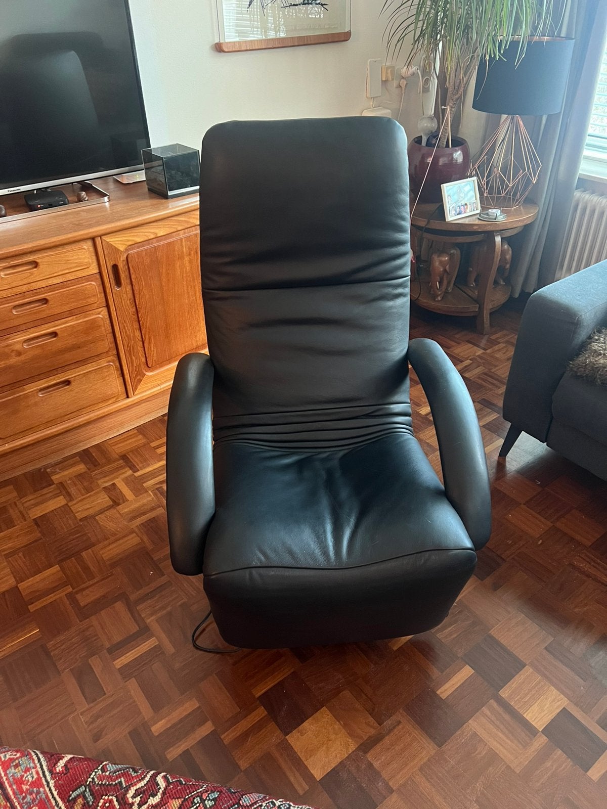Jori relax fauteuil met massagefunctie, Ophalen, Zo goed als nieuw, 50 tot 75 cm, Leer