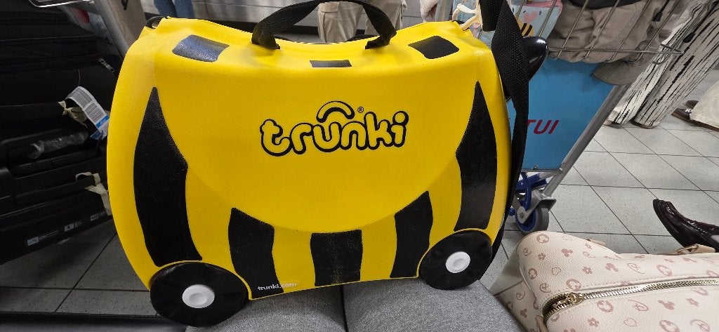 Trunki kinder koffer geel - Bij, Ophalen, Gebruikt, 50 tot 60 cm, Hard kunststof