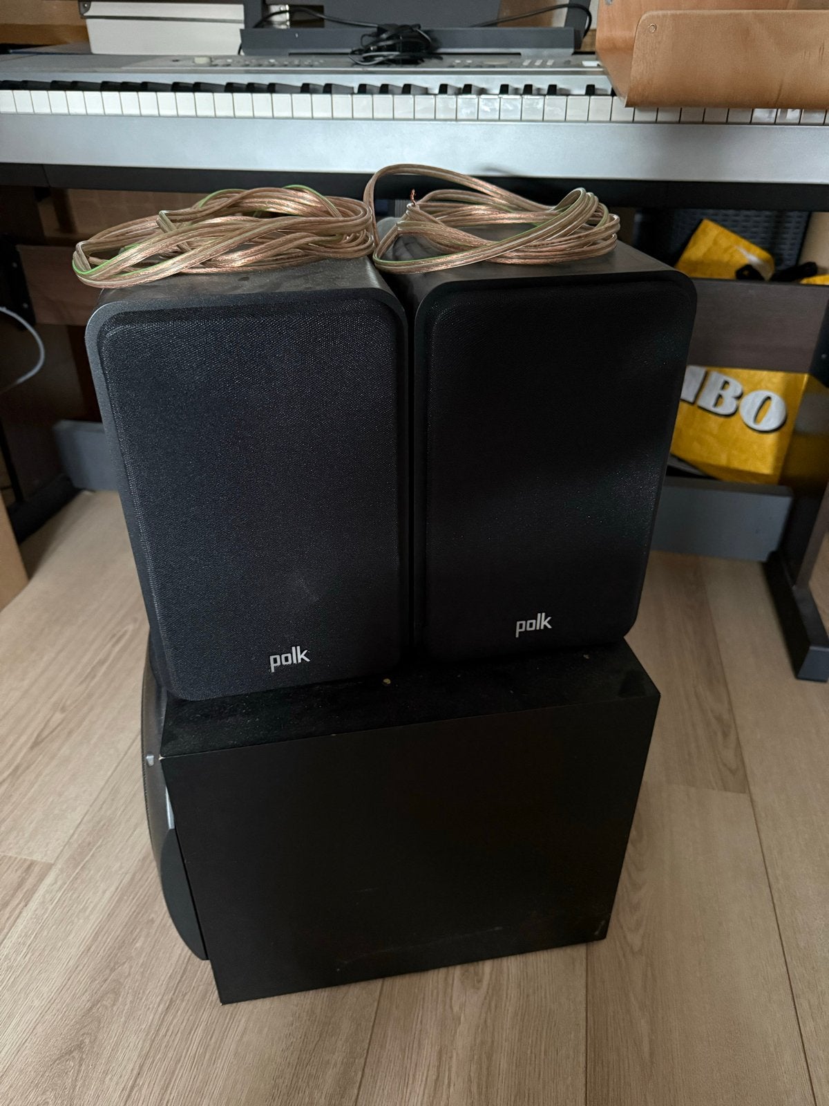 Speakerset Polk Audio incl. subwoofer en bedieningspaneel, Gebruikt, Logitech, Speakerset, Afstandsbediening