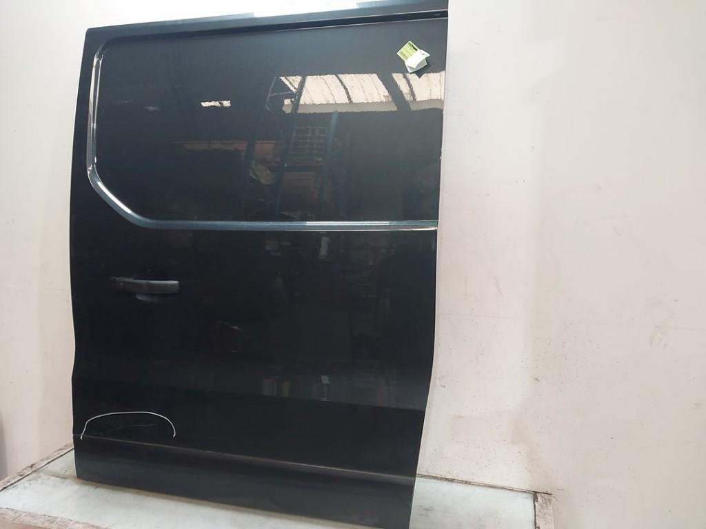 Schuifdeur Links Renault Trafic (1FL/2FL/3FL/4FL) 821013265R, Gebruikt, Renault Deutschland AG, Dialog.deutschland@renault.de