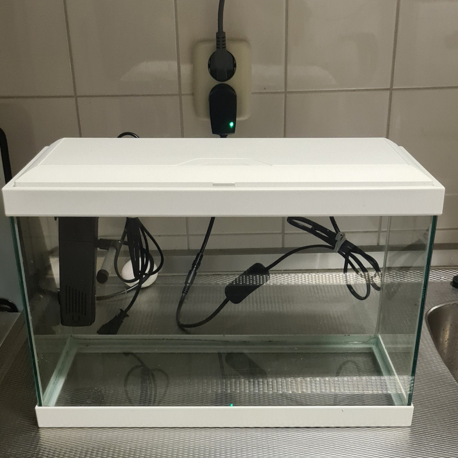 Ciano aqua 20 LED - 17 Liter aquarium met filter, Ophalen, Inclusief toebehoren, Zo goed als nieuw, Leeg aquarium