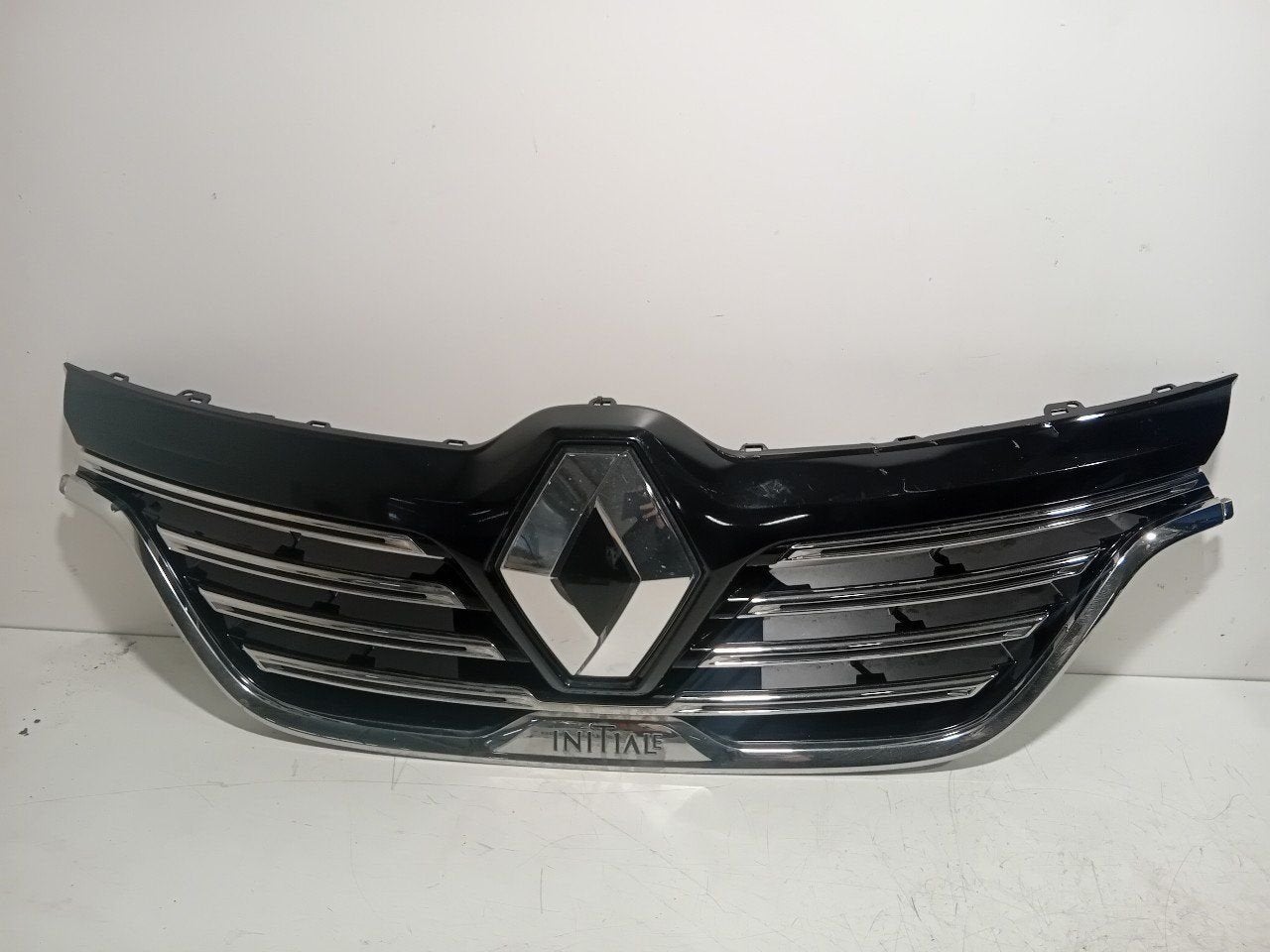 Grille Renault Talisman, Onderdelen@venauto.nl, Van der Ven Autorecycling B.V., Gebruikt, Ettenseweg 76, 4706 PB Roosendaal, The Netherlands