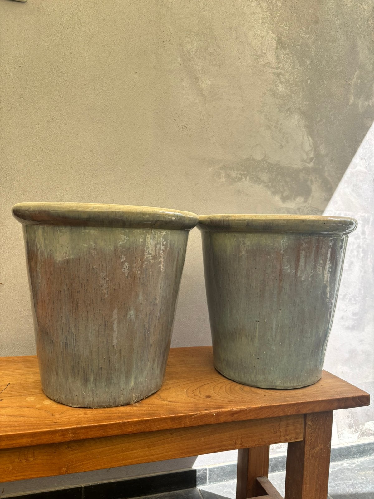 2 grote Keramische bloempotten geglazuurd 38cm, Ophalen, Rond, Zo goed als nieuw, Aardewerk