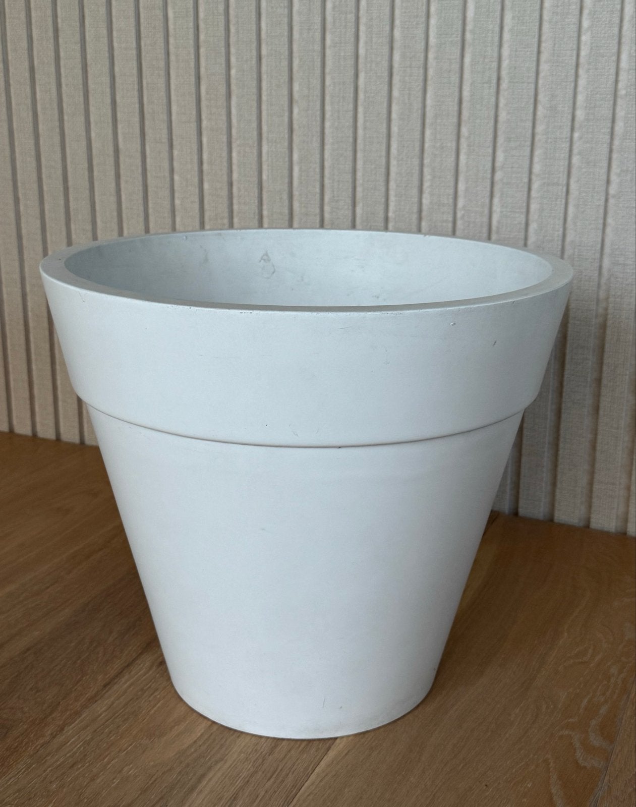 Witte fiberclay plantenpot voor binnen en buiten, Tuin en Terras, Bloembakken en Plantenbakken, Ophalen, Overige materialen, Gebruikt