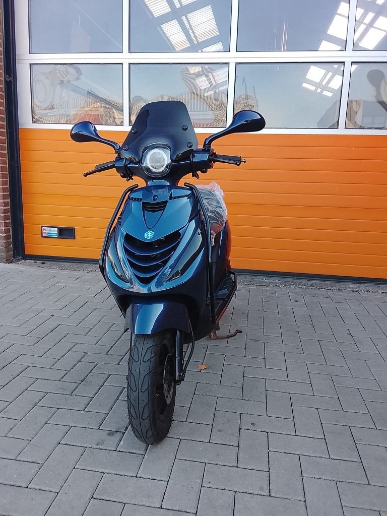 Piaggio Zip 4T 50cc Midnight Blauw | ALPHA LED/ANGEL EYE, Overige merken, N.V.T., Zo goed als nieuw, 50 cc