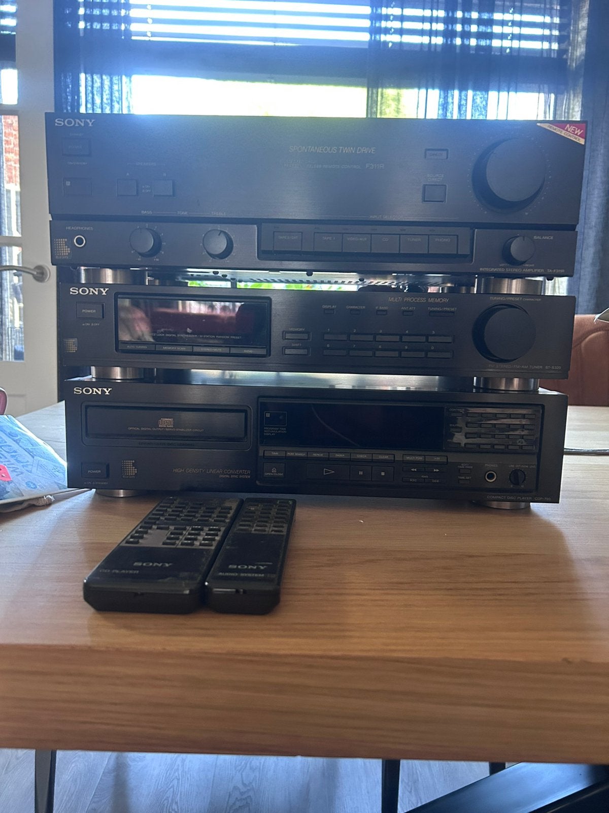 Prachtige Vintage Sony Hifi Set (TA-F311R/CDP-790 / ST-S320), Zo goed als nieuw, Sony, Cd-speler, Losse componenten