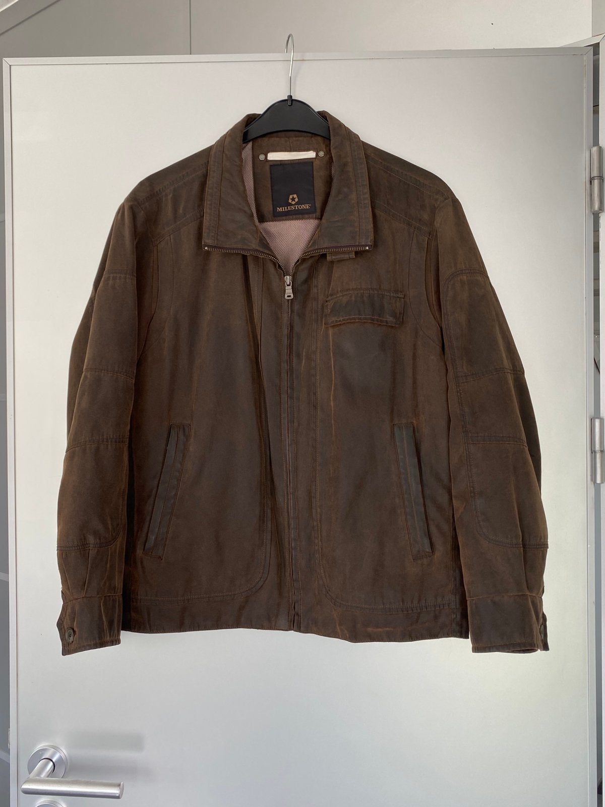 K333 Milestone maat L=42/44 jas jack tussenjas jacket bruin, Bruin, Milestone, Maat 42/44 (L), Ophalen of Verzenden