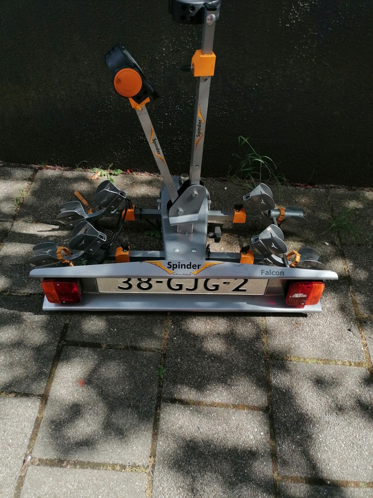 Spinder fietsendrager, schanierend, Ophalen, 2 fietsen, Zo goed als nieuw, Trekhaakdrager