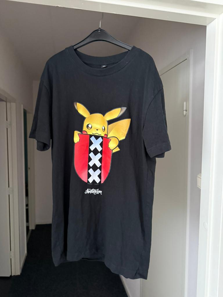 Pokemon t-shirt, Kleding | Heren, Ophalen of Verzenden, Zo goed als nieuw, Maat 46 (S) of kleiner, Zwart