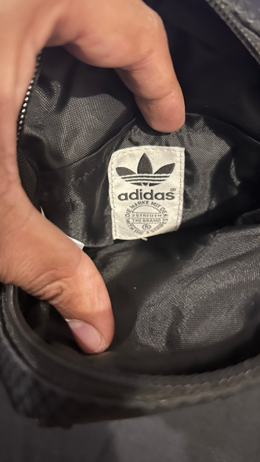 Adidas Schoudertasje Zwart - Zo goed als nieuw, Ophalen of Verzenden, Zo goed als nieuw, Zwart, Overige merken