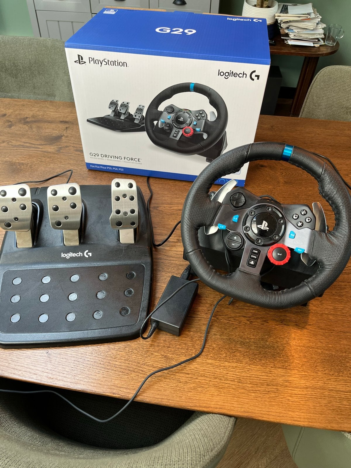 Logitech G29 racestuur + pedalen, Spelcomputers en Games, Spelcomputers | Sony PlayStation Consoles | Accessoires, Ophalen, Zo goed als nieuw