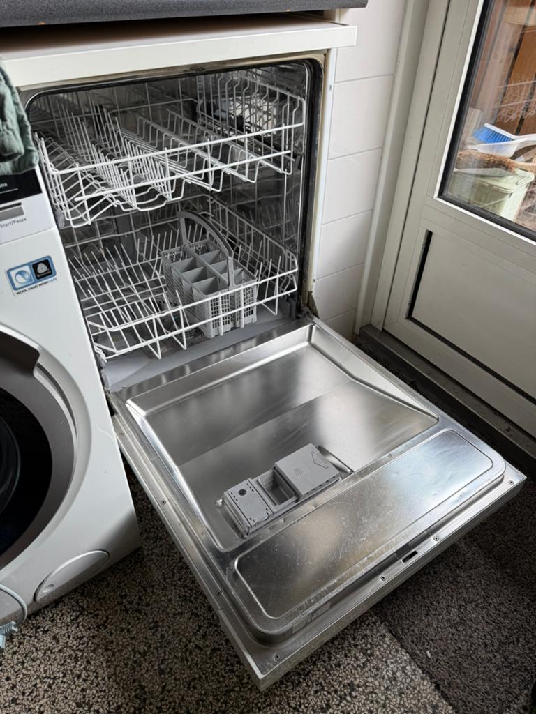 Siemens vaatwasser vrijstaand, Witgoed en Apparatuur, Vaatwasmachines, Gebruikt, Minder dan 85 cm, Ophalen of Verzenden, 45 tot 60 cm