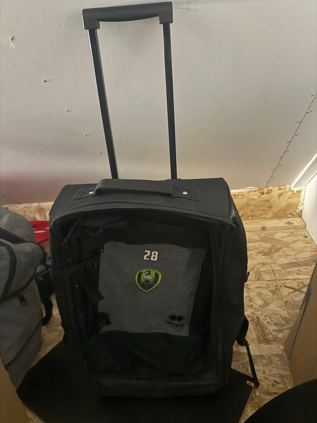 ADO Den Haag voetbal trolley - Gebruikt, Ophalen of Verzenden, Gebruikt, Clubaccessoires