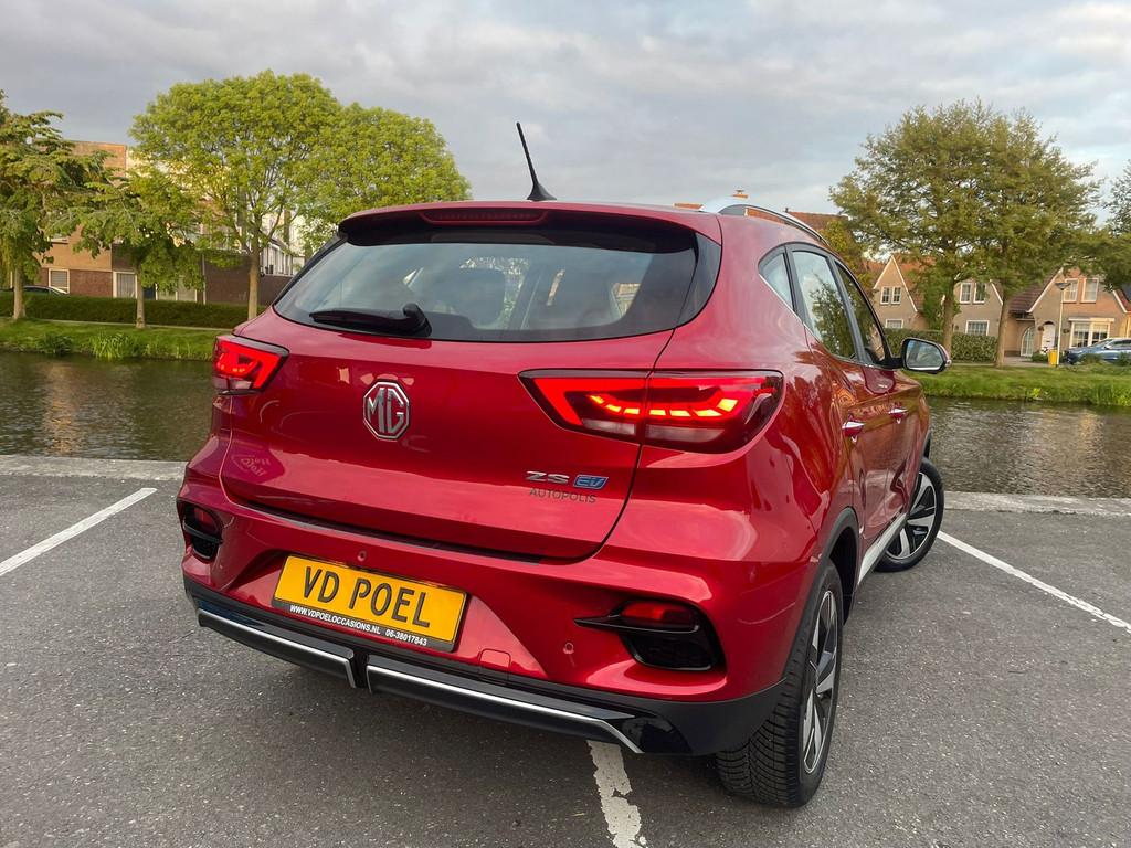 MG MG ZS EV EV Long Range Luxury 70 kWh PANODAK LEER NAVI, Auto's, MG, Gebruikt, Zwart, 156 pk, ZS