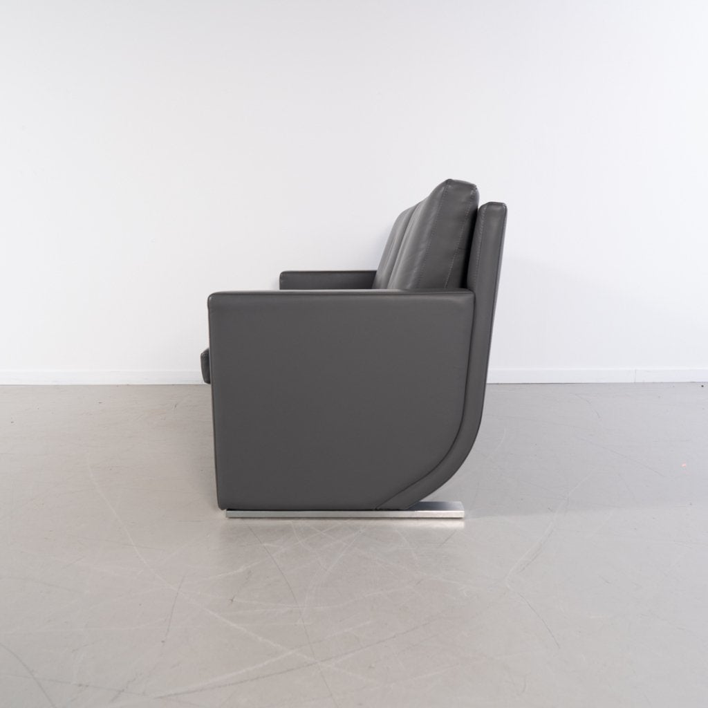 1x Leolux Timandra 2-zits/148cm Bank Donkergrijs Leer, Niet ingevuld, Niet ingevuld, Tweepersoons, 75 tot 100 cm