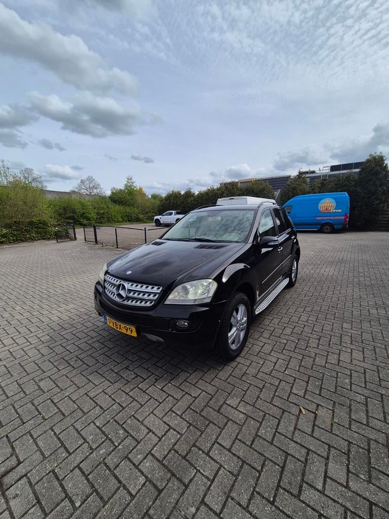 Mercedes-Benz ML320 2007 grijs kenteken, Auto's, Automaat, Mercedes-Benz, Diesel, Vierwielaandrijving