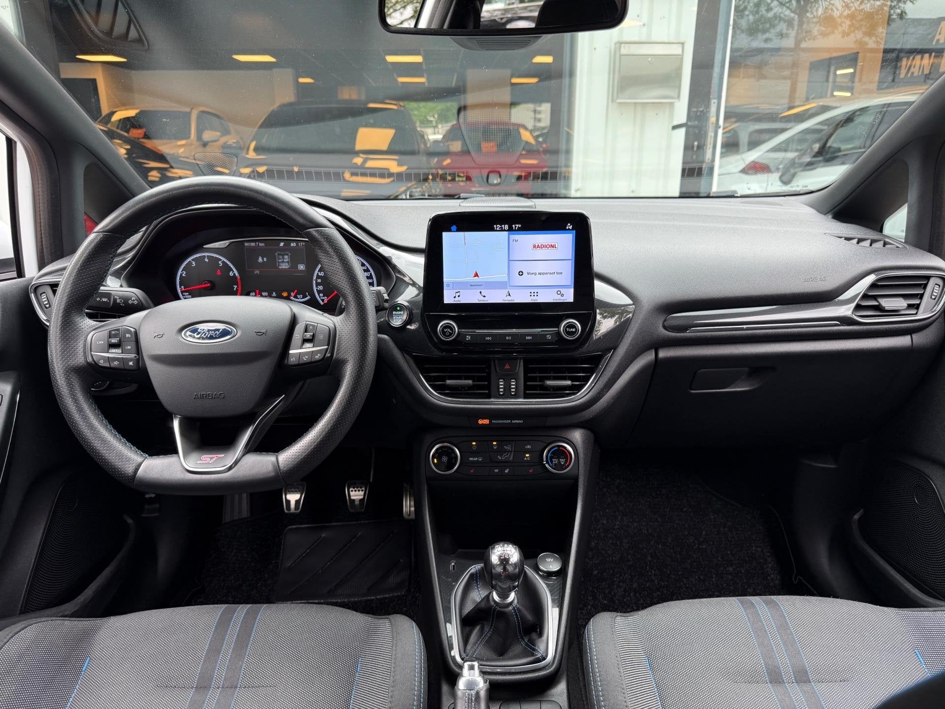 Ford Fiesta ST-3 200Pk 5Deurs|Maxton|Navi|Cruise|Climate|Rec, Auto's, Ford, Voorwielaandrijving, Zwart, 1188 kg, Leder en Stof
